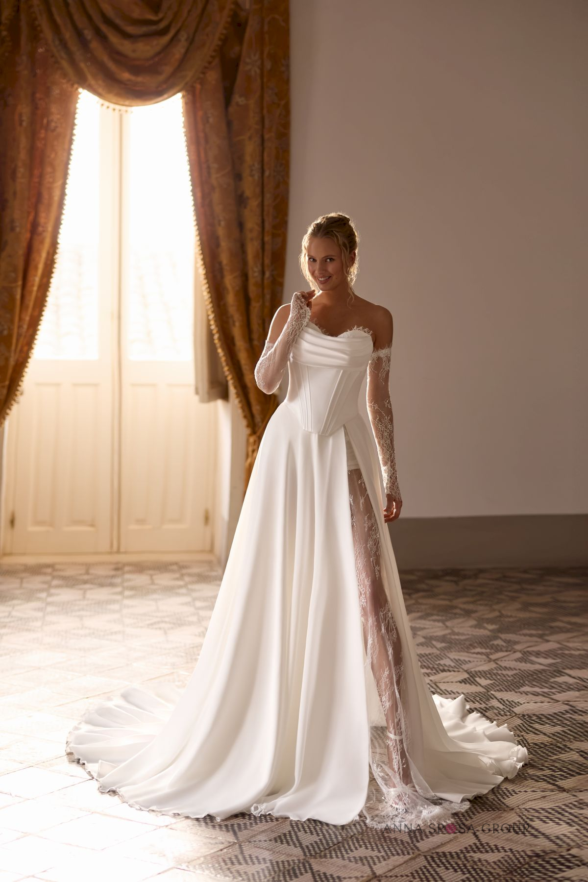 Anna Sposa Brautkleider Sudessa bei Hoffmann Braut